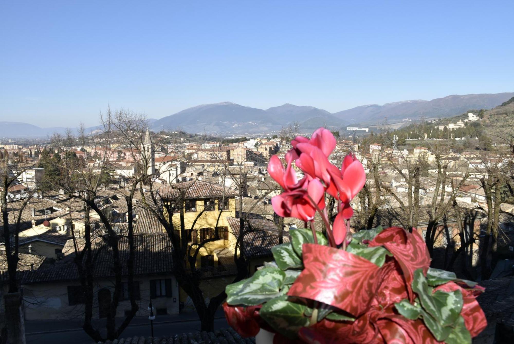 Le Mura Antiche Spoleto Ngoại thất bức ảnh